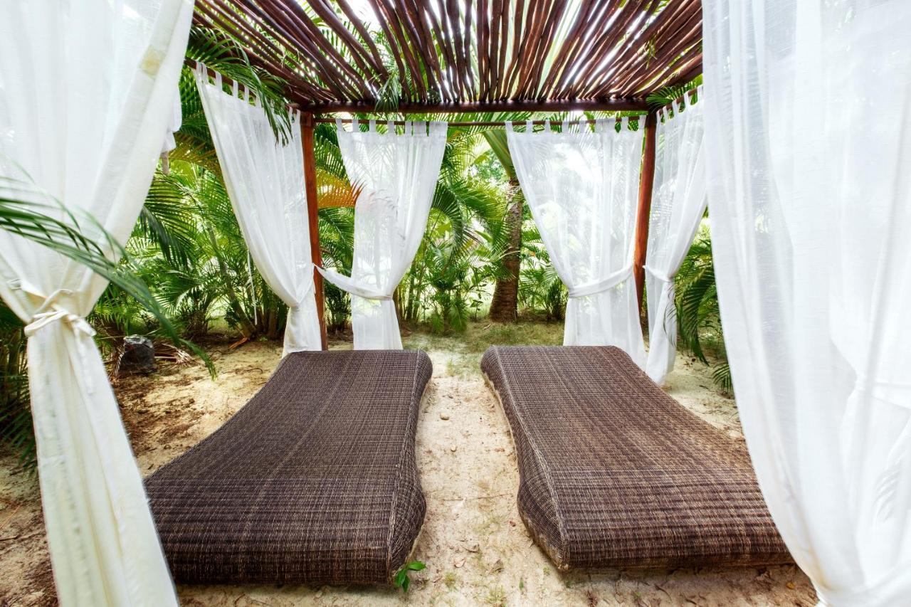 Aventura Village Los Corales Beach And Spa Punta Cana Buitenkant foto